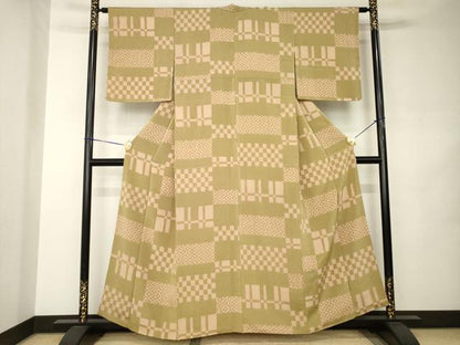 平和屋着物●上質な小紋　市松七宝文　鬼しぼ縮緬　正絹　逸品　AABJ8205ck
