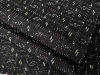 平和屋着物●本場琉球絣　紬　草木染　大城カメ作　証紙付き　正絹　逸品　AABJ8221ck