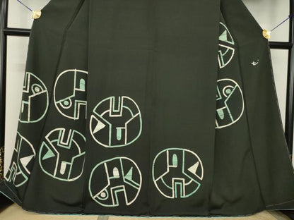 平和屋着物●訪問着　作家物　ろうけつ染　幾何学文様　黒地　正絹　逸品　AABJ8222ck
