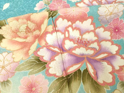 平和屋着物●豪華振袖　刺繍　舞花文　暈し染め　金彩　銀通し地　正絹　逸品　AABJ8228ck