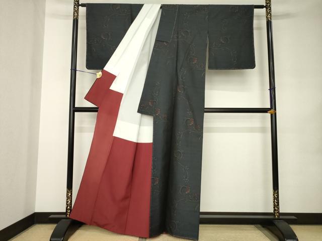 平和屋着物●本場大島紬　花唐草文　くぼた織物謹製　証紙付き　正絹　逸品　未使用　AABJ8233ck