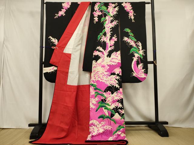 平和屋本店●お引きずり・お引き摺り・引き振袖　和装　結婚式　舞妓　芸妓　芸者　衣装　立波花文　黒地　金彩　AABJ8243ou