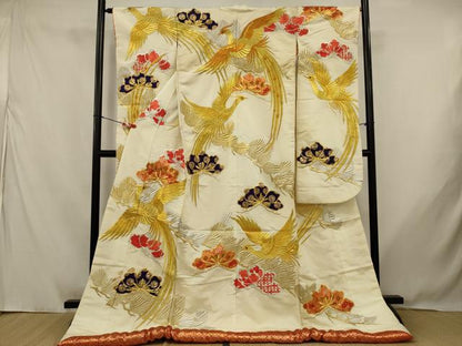 平和屋本店●色打掛　和装　婚礼　結婚式　花嫁　神社挙式　総刺繍　駒刺繍　鳳凰松文　金銀糸　逸品　AABJ8244ou