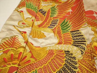 平和屋本店●色打掛　和装　婚礼　結婚式　花嫁　神社挙式　総刺繍　飛鶴梅松文　金糸　逸品　AABJ8254ou