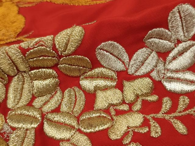 平和屋本店●色打掛　和装　婚礼　結婚式　花嫁　神社挙式　総刺繍　草花文　金銀糸　逸品　AABJ8256ou