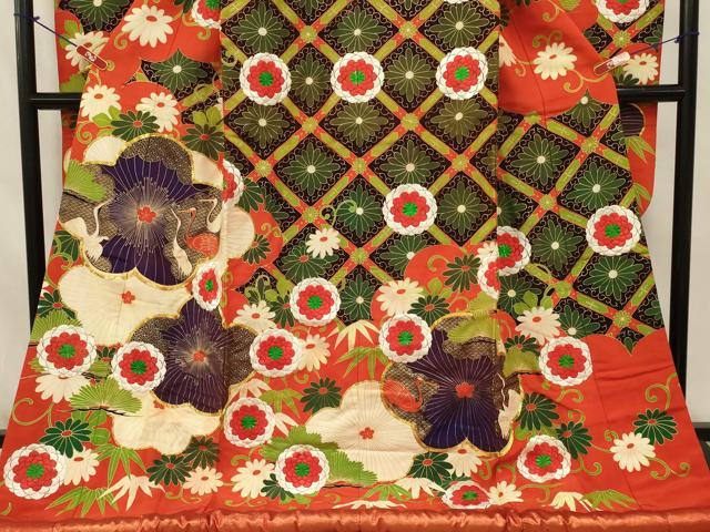 平和屋本店●色打掛　和装　婚礼　結婚式　花嫁　神社挙式　駒刺繍　鶴に花唐草　金彩　逸品　AABJ8260ou