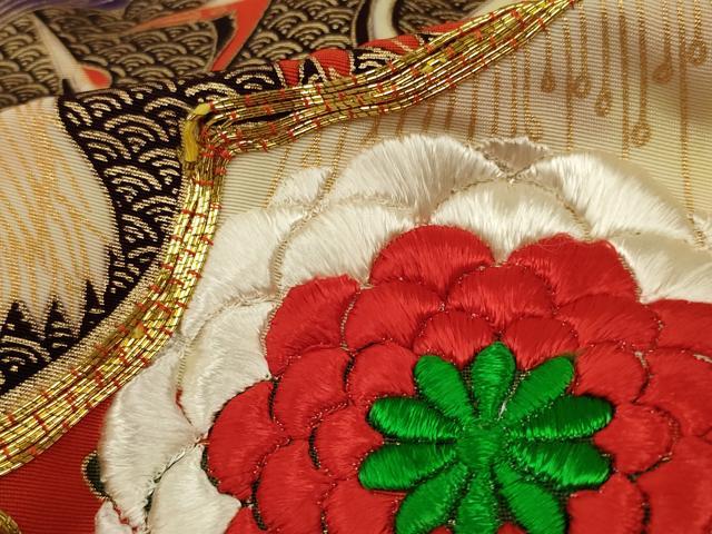 平和屋本店●色打掛　和装　婚礼　結婚式　花嫁　神社挙式　駒刺繍　鶴に花唐草　金彩　逸品　AABJ8260ou
