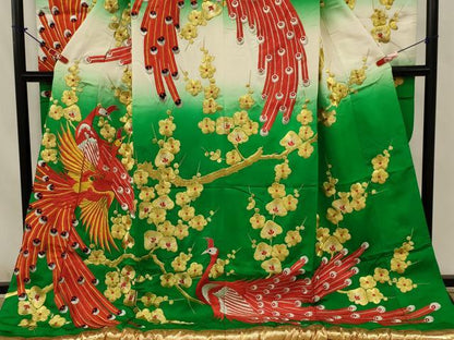 平和屋本店●色打掛　和装　婚礼　結婚式　花嫁　神社挙式　刺繍　孔雀梅文　金銀糸　逸品　AABJ8261ou