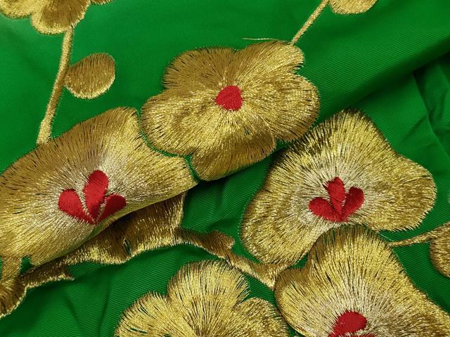平和屋本店●色打掛　和装　婚礼　結婚式　花嫁　神社挙式　刺繍　孔雀梅文　金銀糸　逸品　AABJ8261ou