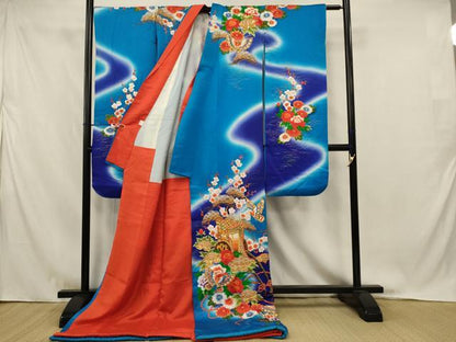 平和屋本店●お引きずり・お引き摺り・引き振袖　和装　結婚式　舞妓　芸妓　芸者　衣装　総駒刺繍　御所車花文　金糸　AABJ8267ou