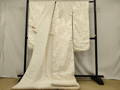 平和屋本店●白打掛　白無垢　和装　婚礼　結婚式　花嫁　神社挙式　唐織　孔雀文　逸品　AABJ8268ou