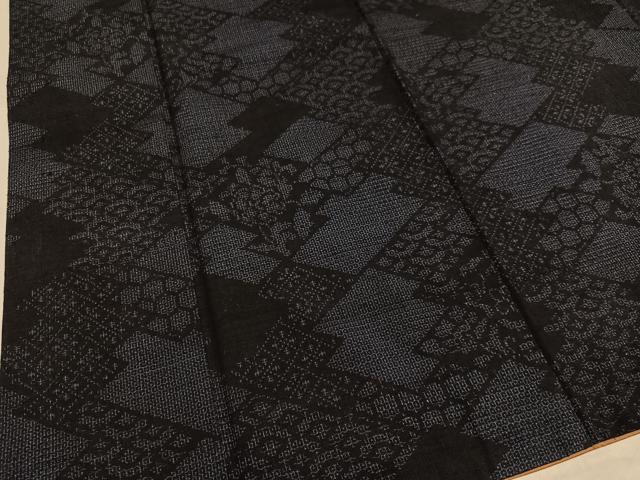 平和屋着物●結城紬　80亀甲　吉祥花文　正絹　逸品　AABJ8403ph