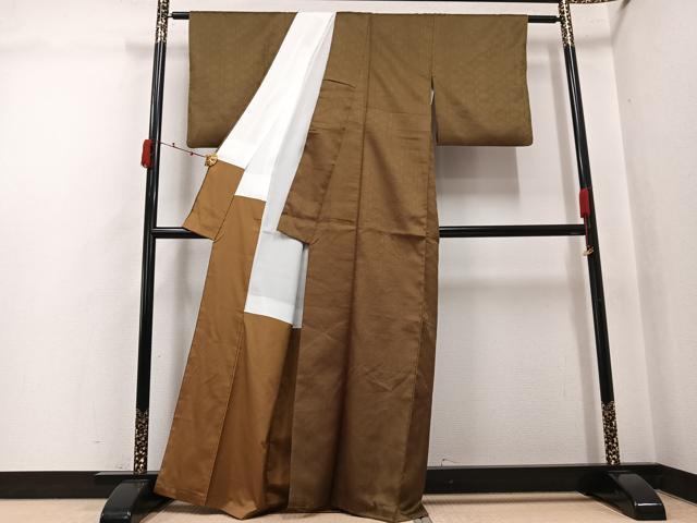 平和屋着物●お召　色無地　鶯茶色　正絹　逸品　AABJ8418ph