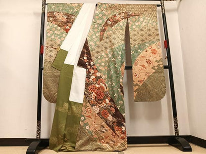 平和屋着物●英王室献上友禅作家　木下勝功　振袖　駒刺繍　花鼓舞蝶宝づくし　金彩　正絹　逸品　AABJ8431ph