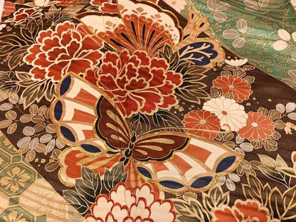 平和屋着物●英王室献上友禅作家　木下勝功　振袖　駒刺繍　花鼓舞蝶宝づくし　金彩　正絹　逸品　AABJ8431ph