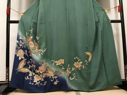 平和屋着物●訪問着　刺繍　花蝶文　暈し染め　金彩　正絹　逸品　AABJ8433ph