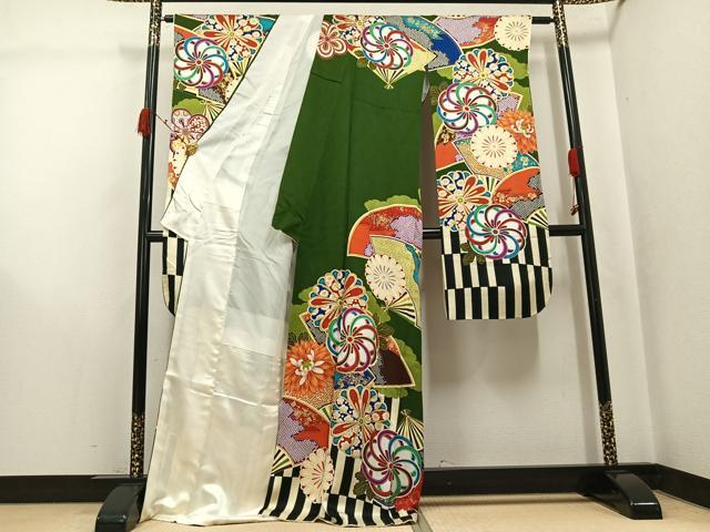 平和屋着物●白石麻衣　振袖　駒刺繍　扇面花文　金彩　正絹　逸品　AABJ8463ph