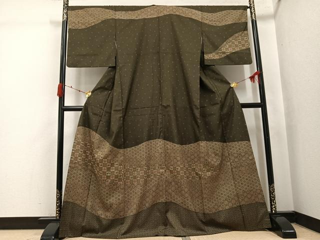平和屋着物●訪問着　本場大島紬　染大島　型染め　吉祥花文　正絹　逸品　AABJ8469ph