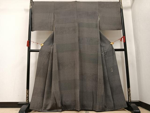 平和屋着物●江戸小紋　彫士：住田双光・染士：西宮伊智郎　寄せ小紋柄　黒地　正絹　逸品　AABJ8501ph