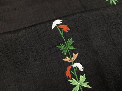 平和屋着物●訪問着　紬地　総刺繍　草花文　黒地　正絹　逸品　AABJ8517ph