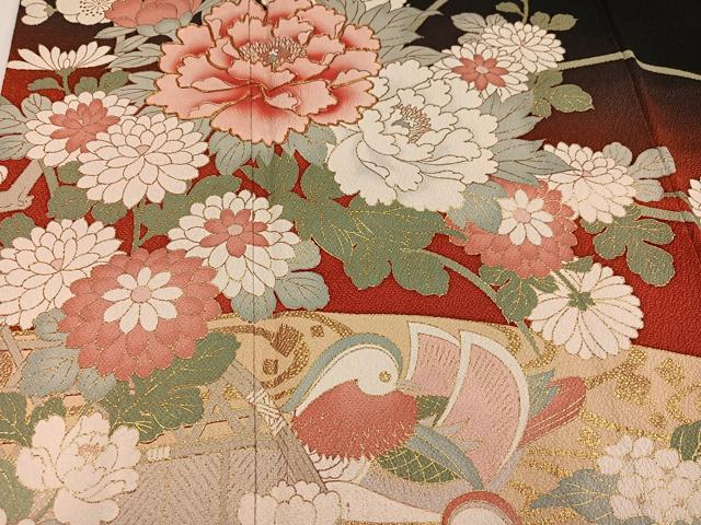 平和屋着物●豪華振袖　駒刺繍　鴛鴦花文　暈し染め　黒地　金彩　正絹　逸品　AABJ8524ph