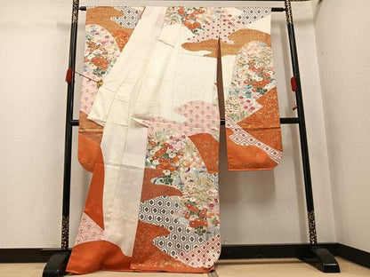 平和屋着物●豪華振袖　駒刺繍　鴛鴦吉祥花文　金彩　正絹　逸品　AABJ8535ph