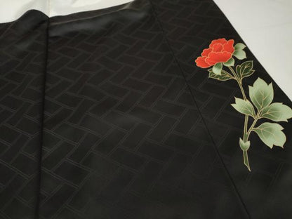 平和屋着物●豪華振袖　駒刺繍　花蝶文　黒地　金彩　ロング丈　正絹　逸品　AABJ8593cs