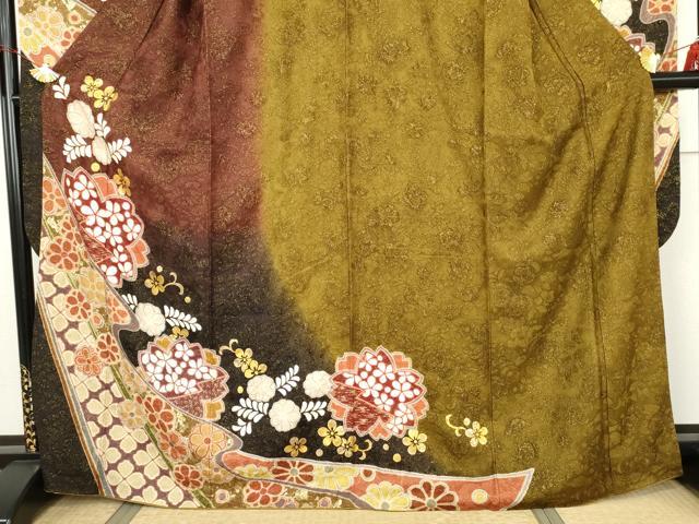 平和屋着物●豪華振袖　舞桜文　暈し染め　金糸　金彩　金通し地　正絹　逸品　AABJ8627cs