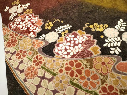 平和屋着物●豪華振袖　舞桜文　暈し染め　金糸　金彩　金通し地　正絹　逸品　AABJ8627cs