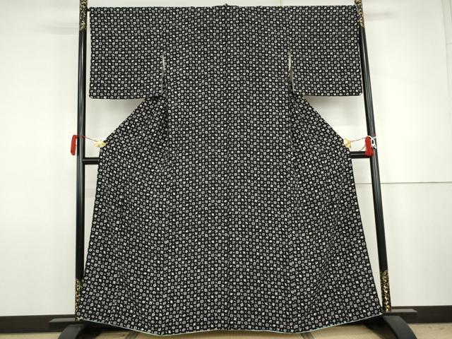 平和屋着物●上質な小紋　型染め　吉祥花宝尽くし　黒地　正絹　逸品　AABJ8656cs