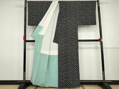 平和屋着物●上質な小紋　型染め　吉祥花宝尽くし　黒地　正絹　逸品　AABJ8656cs