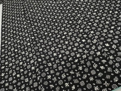平和屋着物●上質な小紋　型染め　吉祥花宝尽くし　黒地　正絹　逸品　AABJ8656cs