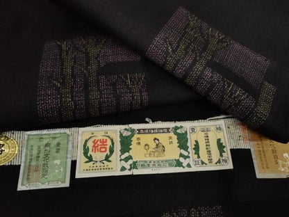 平和屋着物●本場結城紬　重要無形文化財　80亀甲　飛び亀甲　枝木文　糸とり　証紙付き　正絹　逸品　AABJ8678cs
