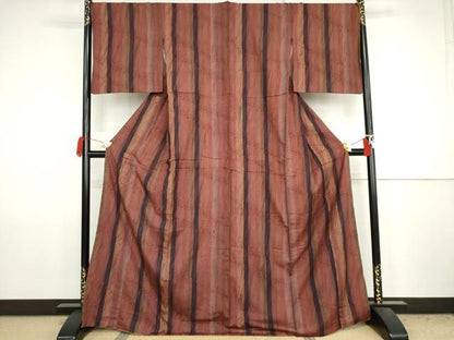 平和屋着物●上質な紬　竜巻絞り　縞　やまと誂製　正絹　逸品　未使用　AABJ8685cs
