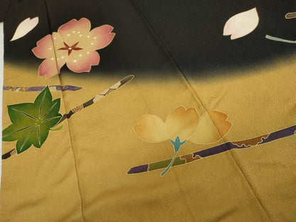 平和屋着物●豪華振袖　吹寄せ花文　暈し染め　黒地　金彩　正絹　逸品　AABJ8691cs