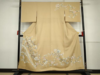 平和屋着物●訪問着　駒刺繍　貝合わせ更紗花蝶文　暈し染め　金彩　正絹　逸品　AABJ8713cs