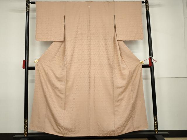 平和屋着物●上質な色無地　双鶴菱地紋　水柿色　正絹　逸品　未使用　AABJ8717cs