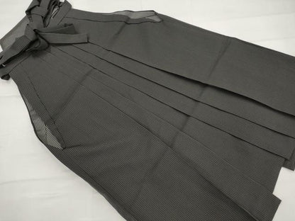 平和屋着物＊夏物　男性　馬乗り袴　縦絽　縞　正絹　逸品　AABJ8830st