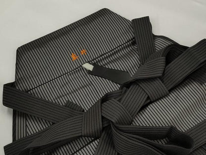 平和屋着物＊夏物　男性　馬乗り袴　縦絽　縞　正絹　逸品　AABJ8830st