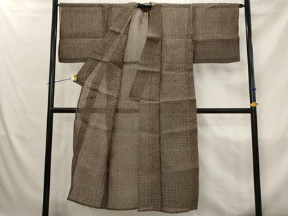 平和屋着物＊夏物　小紋　ちぢみ織　唐草文様　AABJ8892st
