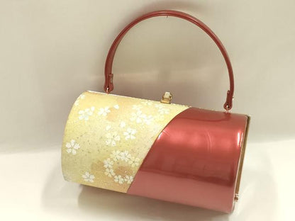 平和屋着物▼和装小物　和装バッグ　振袖用　ハンドバッグ　エナメル　舞花文　桜　逸品　AABJ8931ay