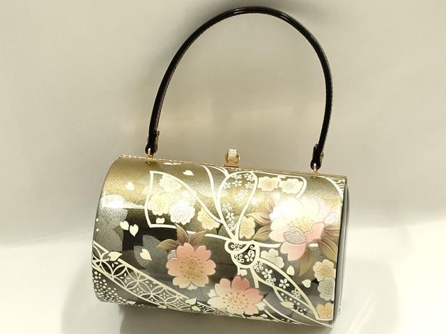 平和屋着物▼和装小物　和装バッグ　振袖用　ハンドバッグ　エナメル　花柄　金銀彩　暈し　逸品　AABJ8949ay