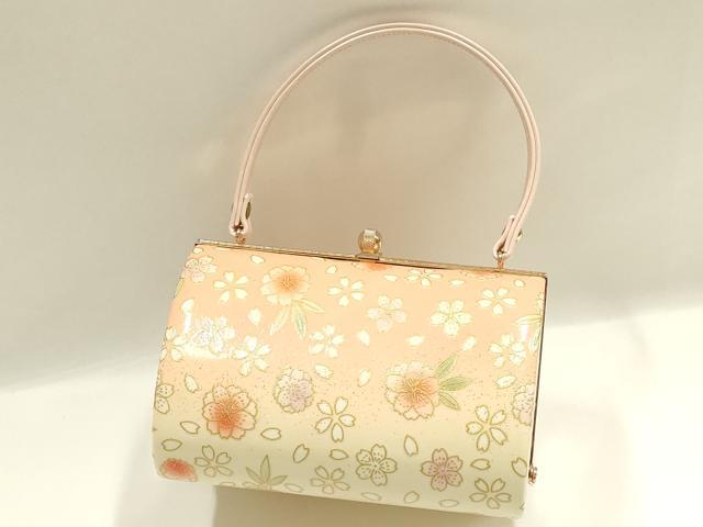 平和屋着物▼和装小物　和装バッグ　振袖用　ハンドバッグ　エナメル　舞花文　金彩　暈し　逸品　AABJ8950ay