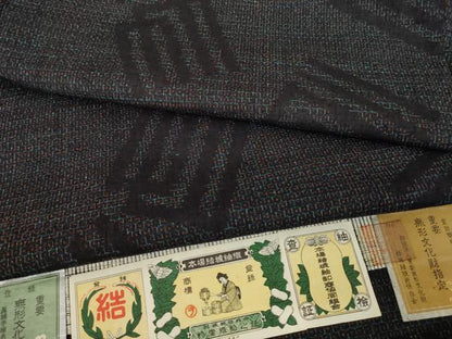 平和屋着物●本場結城紬　重要無形文化財　80亀甲　源氏香　三越扱い　証紙付き　正絹　逸品　AABJ9220ck