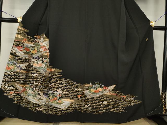 平和屋着物●豪華黒留袖　作家物　総刺繍　渡し船　草花文　正絹　逸品　AABJ9246ck