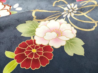 平和屋着物●豪華振袖　駒刺繍　舞花文　暈し染め　金彩　ロング丈　正絹　逸品　AABJ9274ck