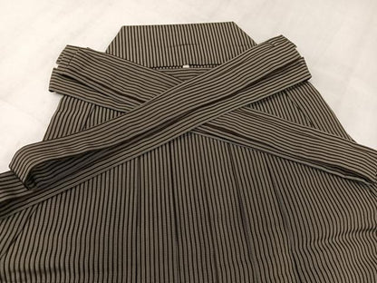 平和屋着物●男性　馬乗り袴　縞　正絹　逸品　AABJ9285ph