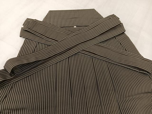 平和屋着物●男性　馬乗り袴　縞　正絹　逸品　AABJ9285ph