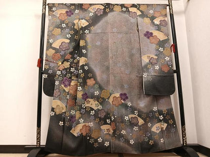平和屋着物●豪華振袖　駒刺繍　地紙梅文　金彩　正絹　逸品　AABJ9301ph