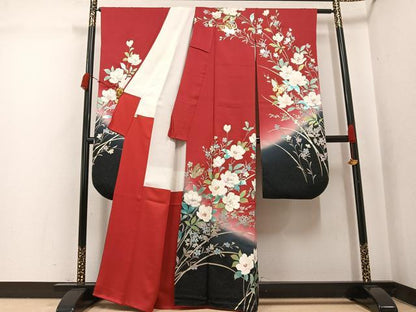 平和屋着物●豪華振袖　花蝶文　暈し染め　金銀彩　銀通し地　正絹　逸品　AABJ9313ph